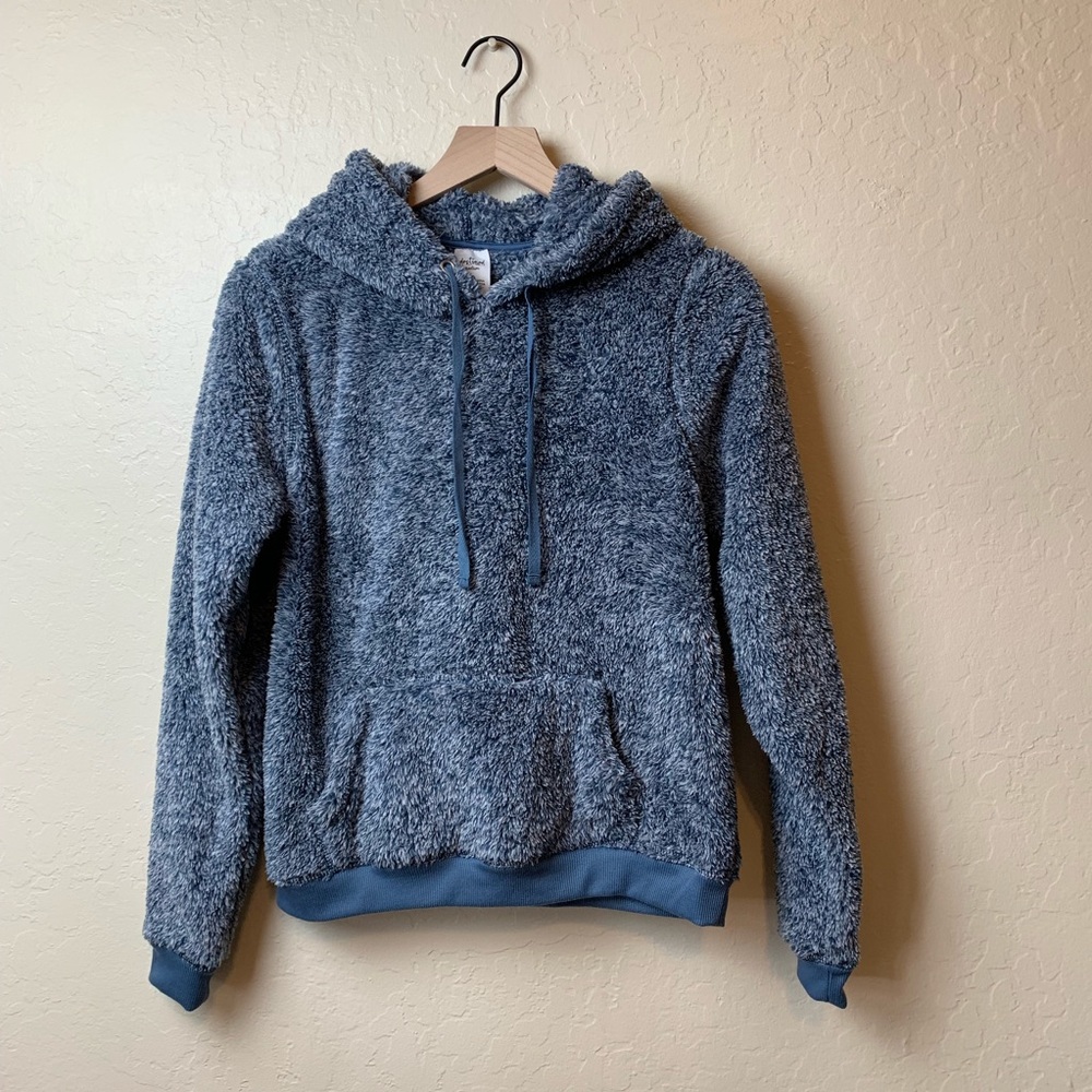 Tilly’s Cozy Pullover Medium